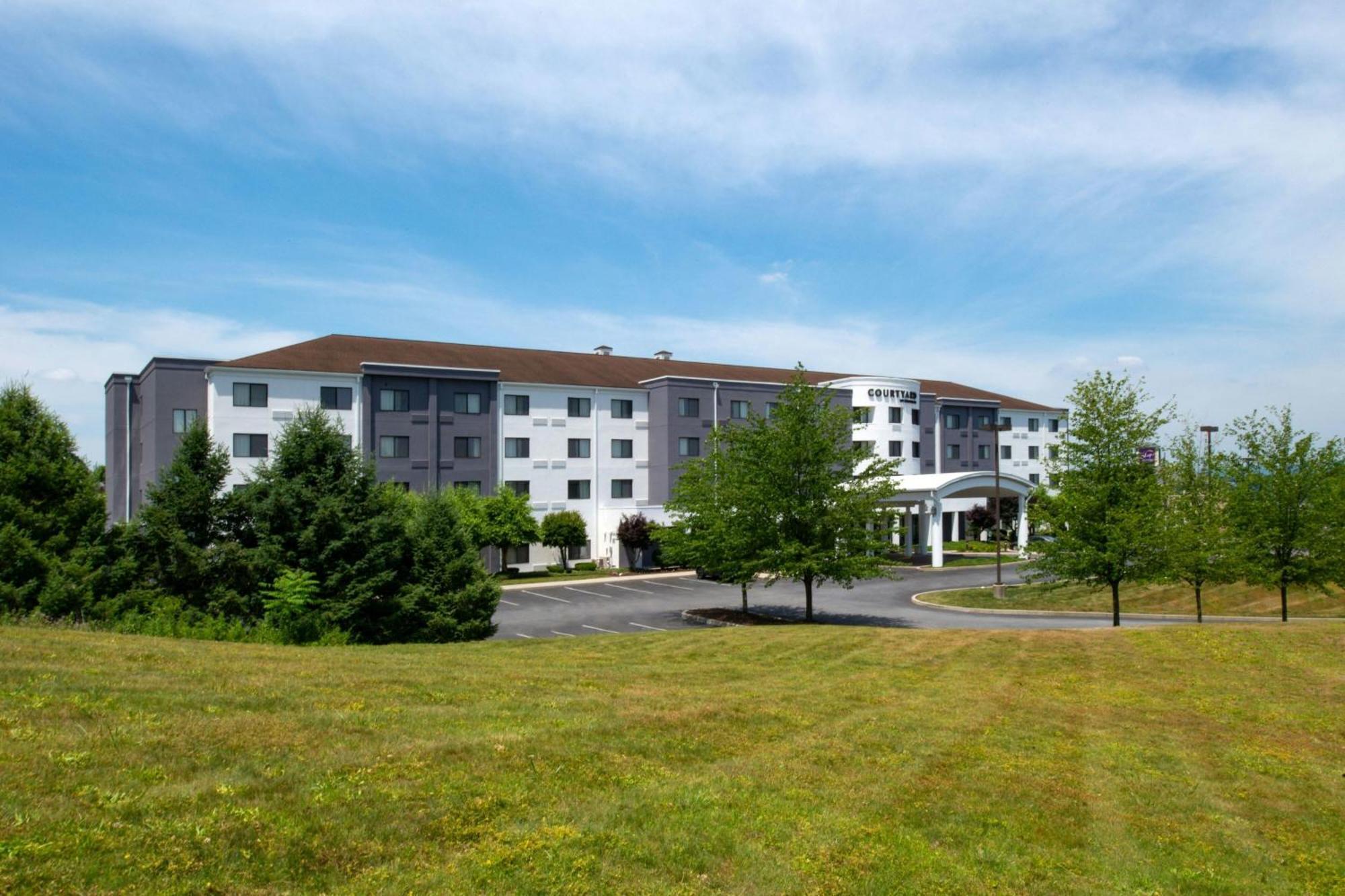 Courtyard By Marriott Harrisburg Hershey Buitenkant foto