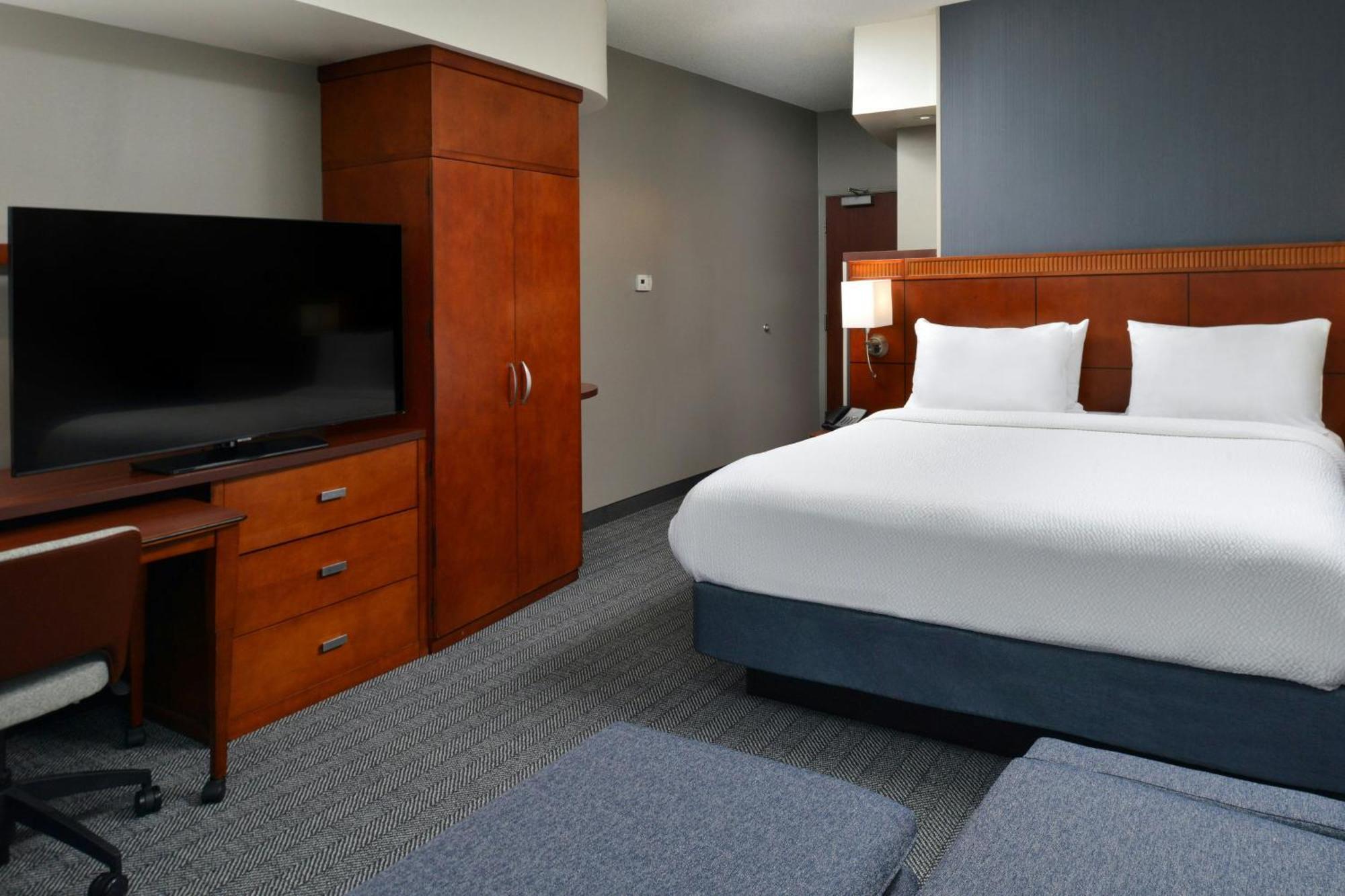 Courtyard By Marriott Harrisburg Hershey Buitenkant foto