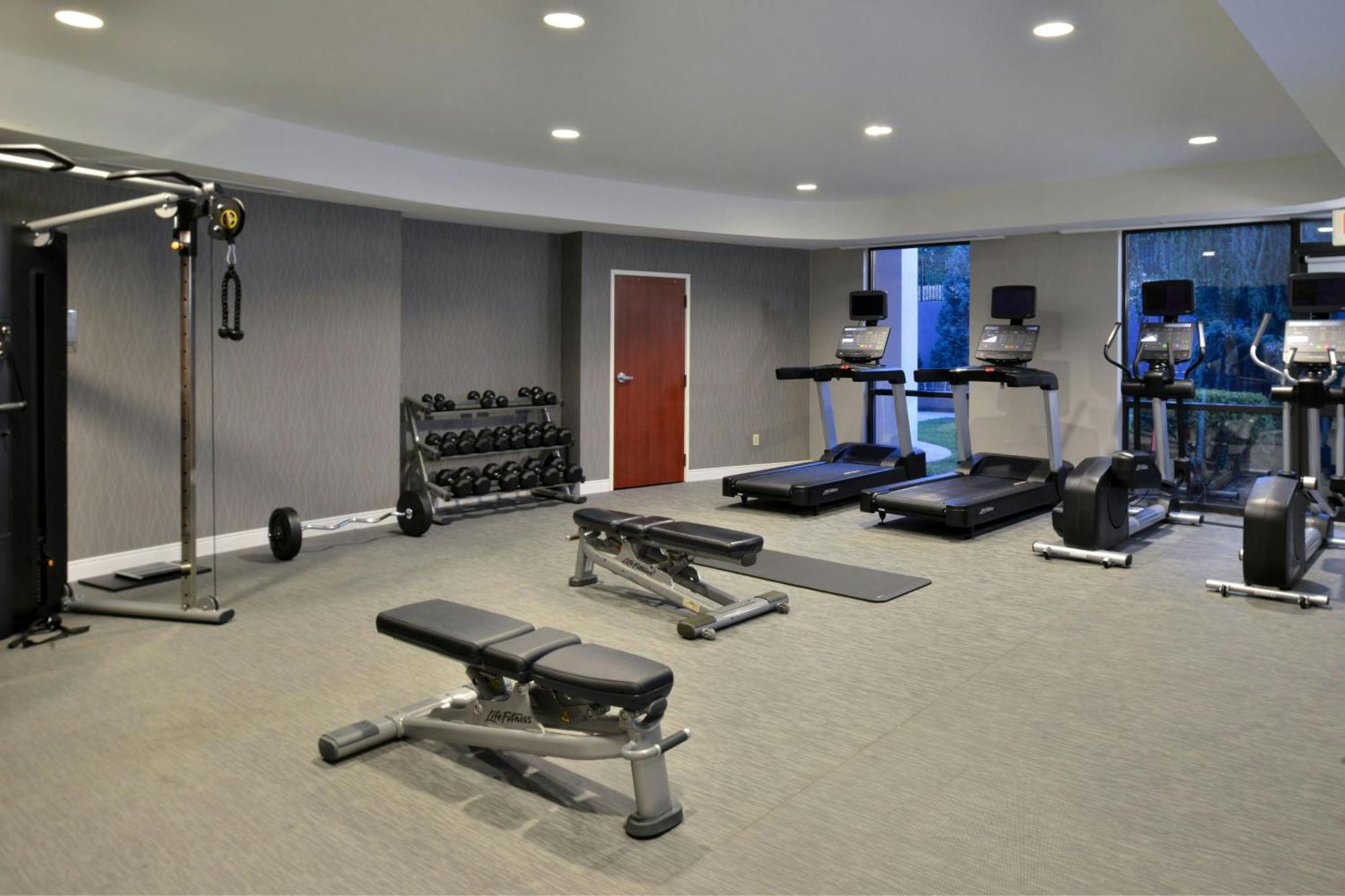 Courtyard By Marriott Harrisburg Hershey Buitenkant foto