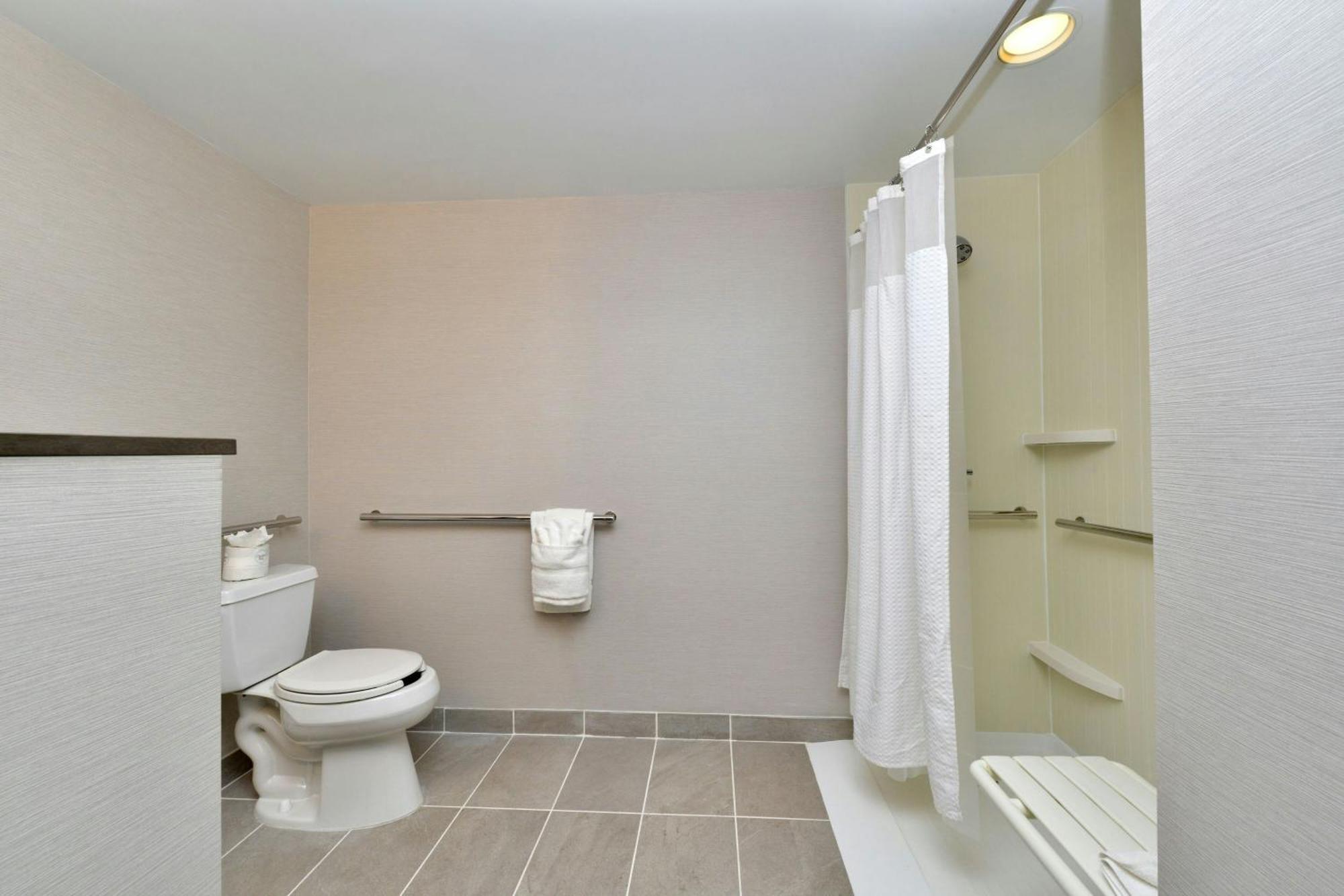 Courtyard By Marriott Harrisburg Hershey Buitenkant foto